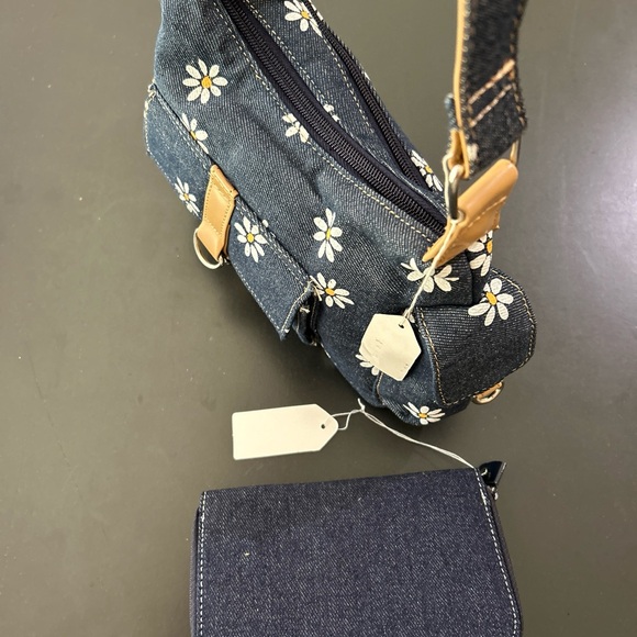 Denim Daisy purse with matching Wallet NWT - Picture 7 of 8